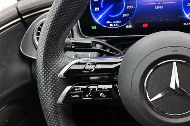 Mercedes-Benz EQE (2024) thumbnail 15