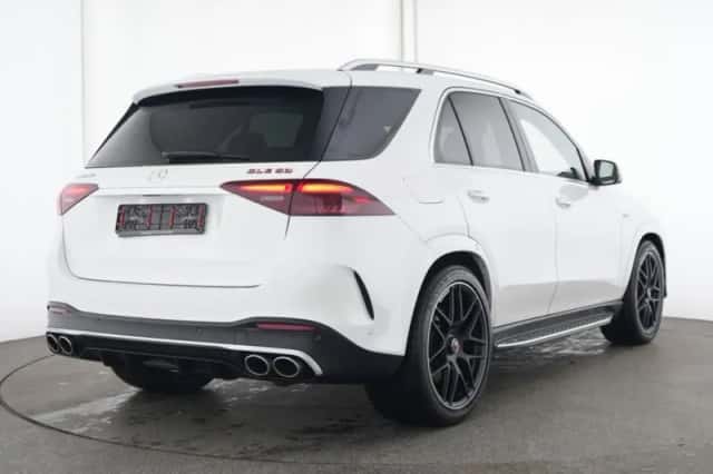 Mercedes-Benz GLE (2025) thumbnail 2