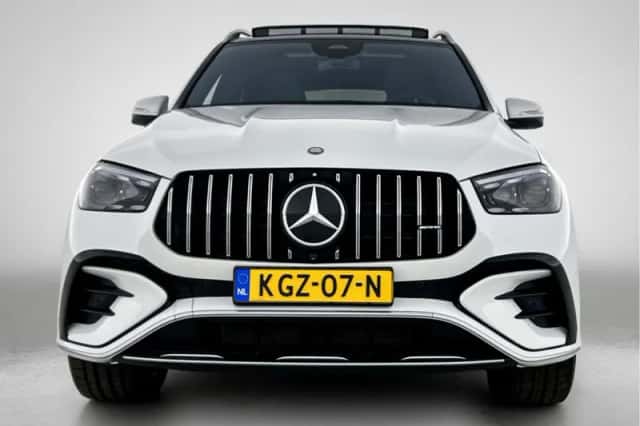 Mercedes-Benz GLE (2025) thumbnail 32