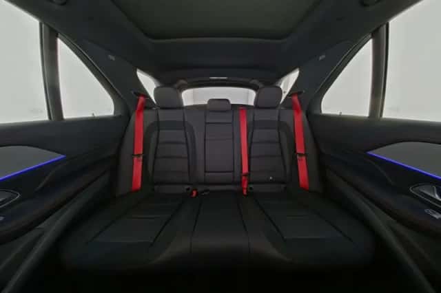 Mercedes-Benz GLE (2025) thumbnail 7