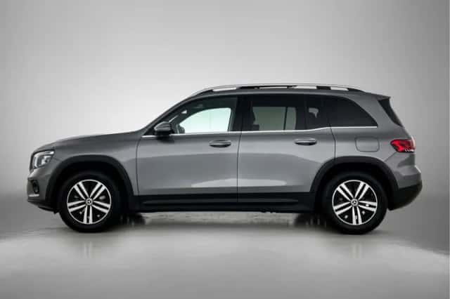 Mercedes-Benz GLB-Klasse (2020) thumbnail 3