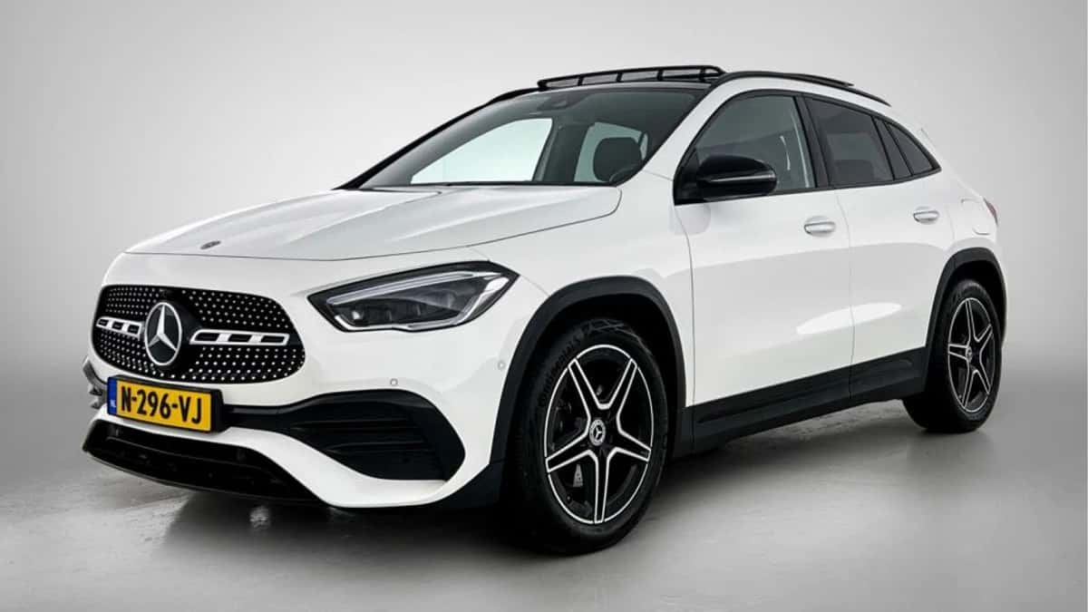 Mercedes-Benz GLA (2022) — foto 1
