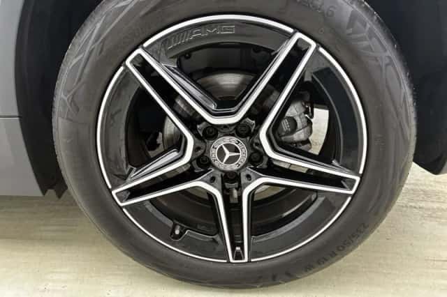 Mercedes-Benz GLA (2022) thumbnail 26