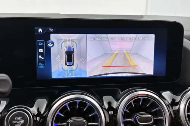 Mercedes-Benz GLA (2025) thumbnail 14