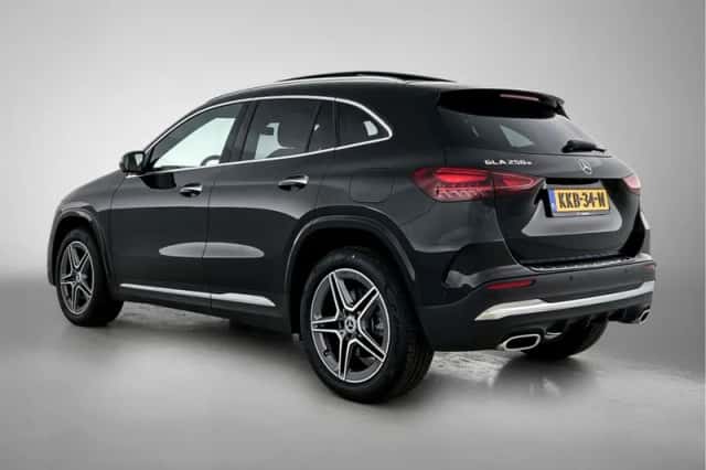 Mercedes-Benz GLA (2025) thumbnail 19