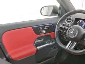 Mercedes-Benz GLA (2025) thumbnail 3