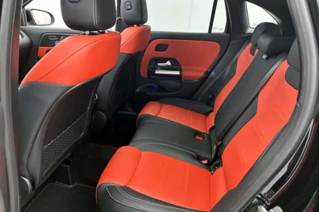 Mercedes-Benz GLA (2025) thumbnail 22