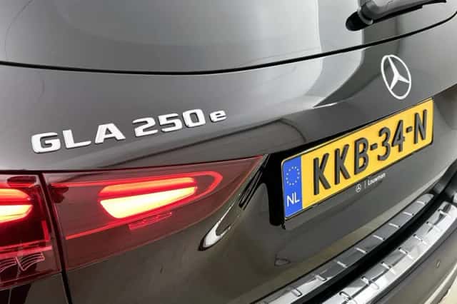 Mercedes-Benz GLA (2025) thumbnail 26