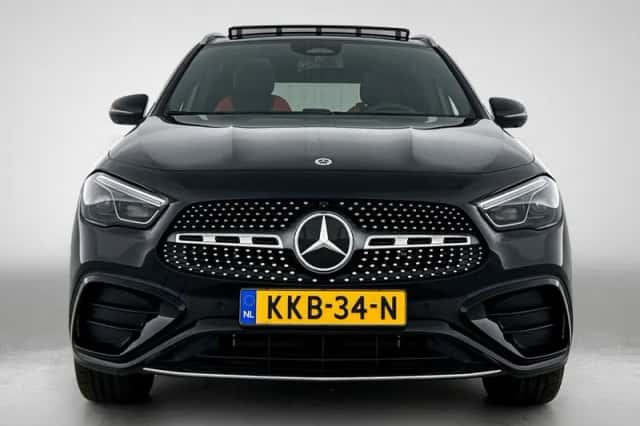 Mercedes-Benz GLA (2025) thumbnail 27