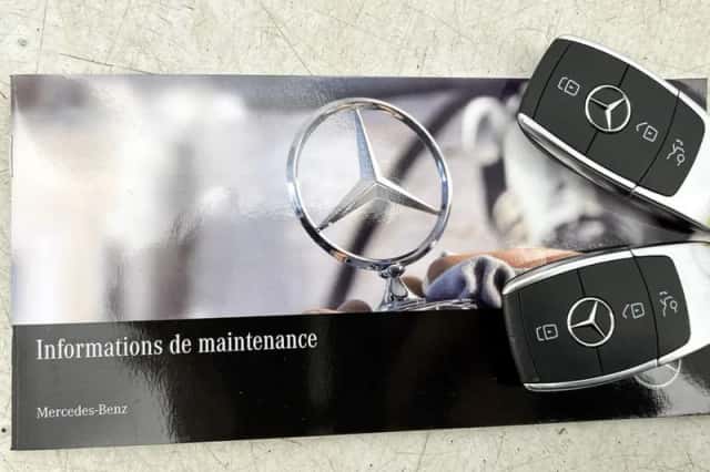 Mercedes-Benz EQC (2023) thumbnail 35