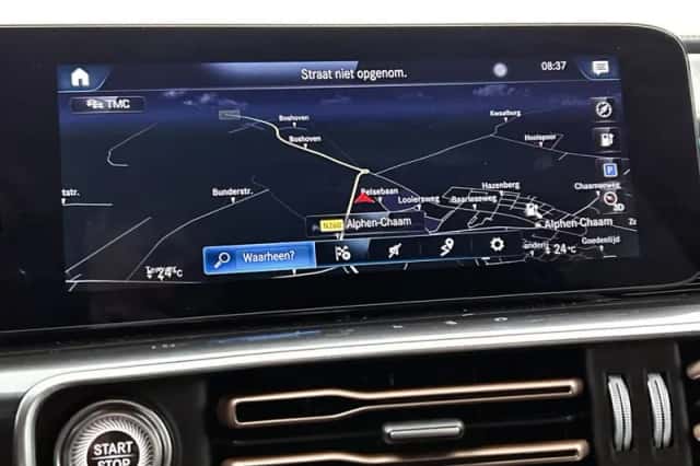 Mercedes-Benz EQC (2023) thumbnail 7
