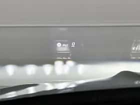Mercedes-Benz GLE (2026) thumbnail 54
