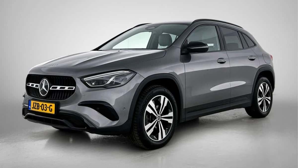 Mercedes-Benz GLA (2024) — foto 1
