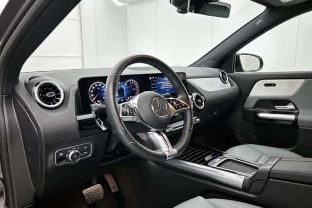 Mercedes-Benz GLA (2024) thumbnail 33