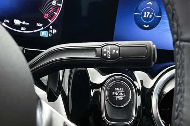 Mercedes-Benz GLA (2024) thumbnail 10