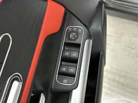 Mercedes-Benz GLA (2024) thumbnail 23
