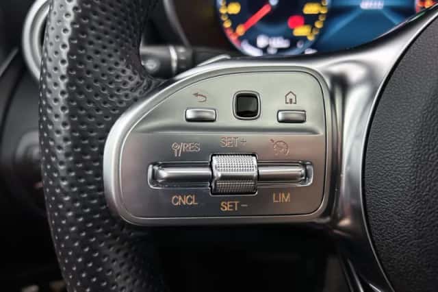 Mercedes-Benz GLC-Klasse (2021) thumbnail 16
