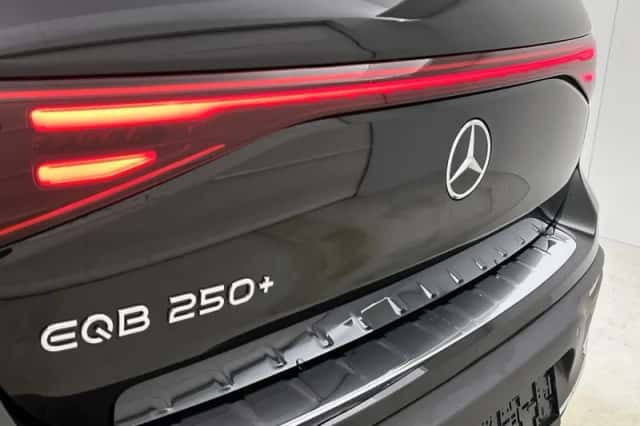 Mercedes-Benz EQB (2026) thumbnail 39