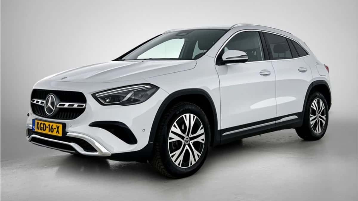 Mercedes-Benz GLA (2024) — foto 1