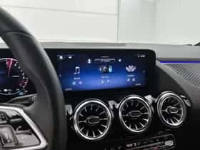 Mercedes-Benz GLA (2024) thumbnail 12