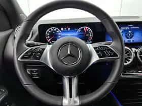 Mercedes-Benz GLA (2024) thumbnail 17
