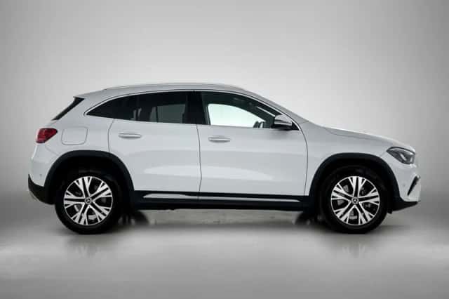 Mercedes-Benz GLA (2024) thumbnail 18