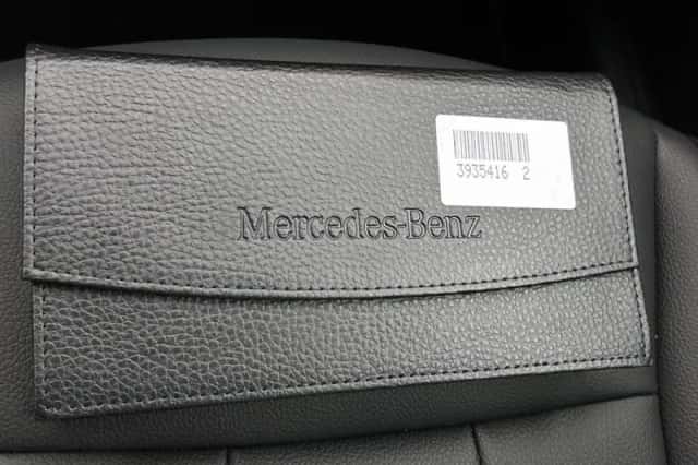 Mercedes-Benz GLA (2024) thumbnail 32