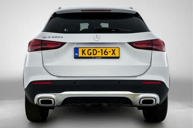 Mercedes-Benz GLA (2024) thumbnail 35