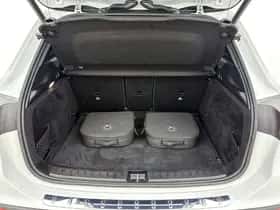 Mercedes-Benz GLA (2024) thumbnail 47