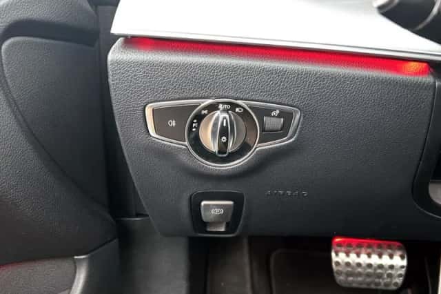 Mercedes-Benz E-Klasse (2017) thumbnail 32