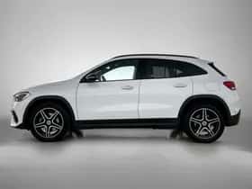 Mercedes-Benz GLA (2023) thumbnail 3
