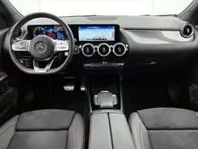 Mercedes-Benz GLA (2023) thumbnail 4