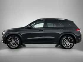 Mercedes-Benz GLE (2023) thumbnail 3