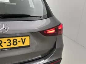 Mercedes-Benz GLA (2025) thumbnail 32