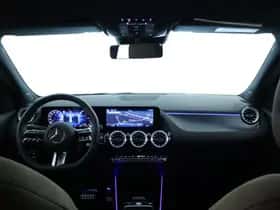 Mercedes-Benz GLA (2024) thumbnail 32