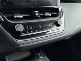 Suzuki Swace (2023) thumbnail 6