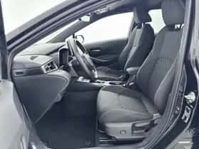 Suzuki Swace (2023) thumbnail 7