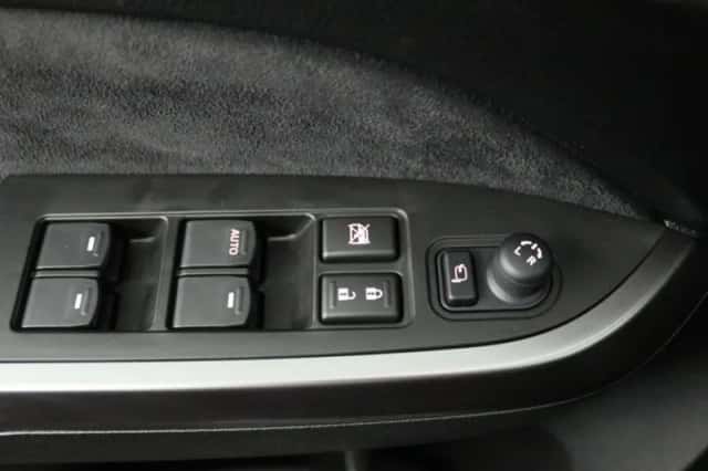 Suzuki Vitara (2026) thumbnail 4