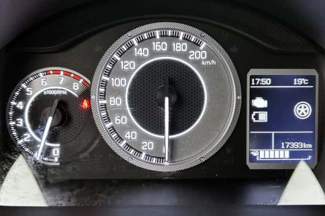 Suzuki Ignis (2024) thumbnail 5