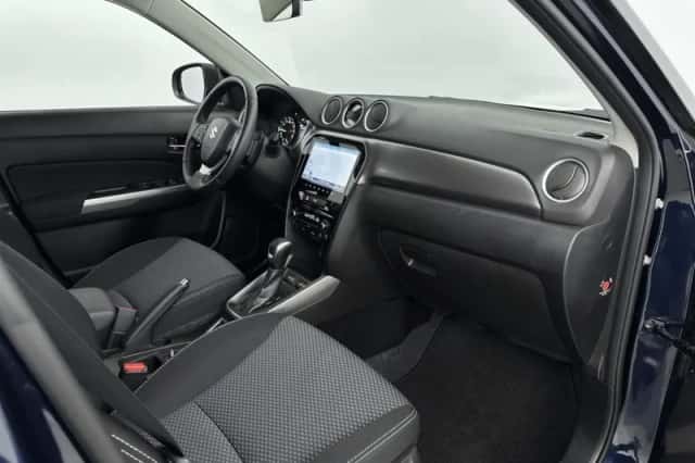 Suzuki Vitara (2025) thumbnail 6