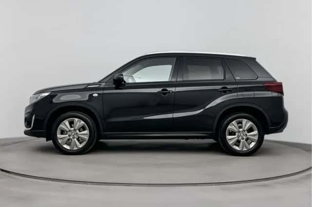 Suzuki Vitara (2021) thumbnail 3
