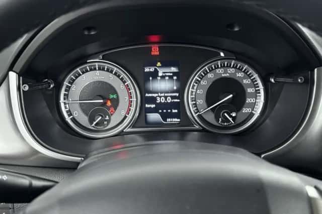 Suzuki Vitara (2021) thumbnail 5