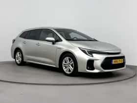 Suzuki Swace (2023) thumbnail 15