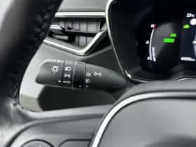 Suzuki Swace (2023) thumbnail 22