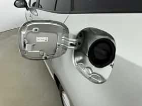 Suzuki Swace (2023) thumbnail 31