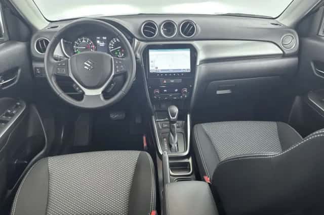 Suzuki Vitara (2025) thumbnail 4