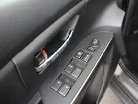 Suzuki S-Cross (2026) thumbnail 4