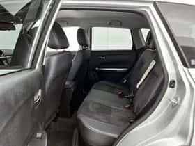 Suzuki Vitara (2022) thumbnail 16