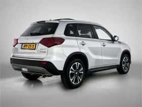 Suzuki Vitara (2022) thumbnail 2