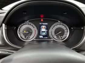 Suzuki Vitara (2022) thumbnail 6